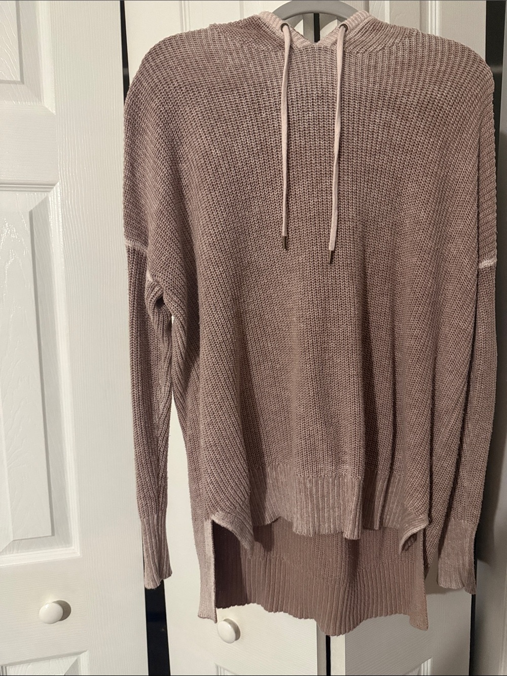 American Eagle Outfitters Mauve Scoop Neck Hooded Sweater